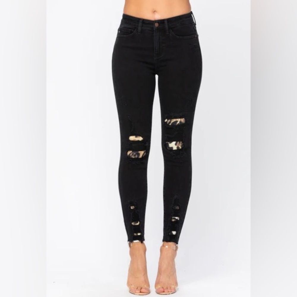 NWT Judy Blue Leopard Patch Skinny Black Jeans